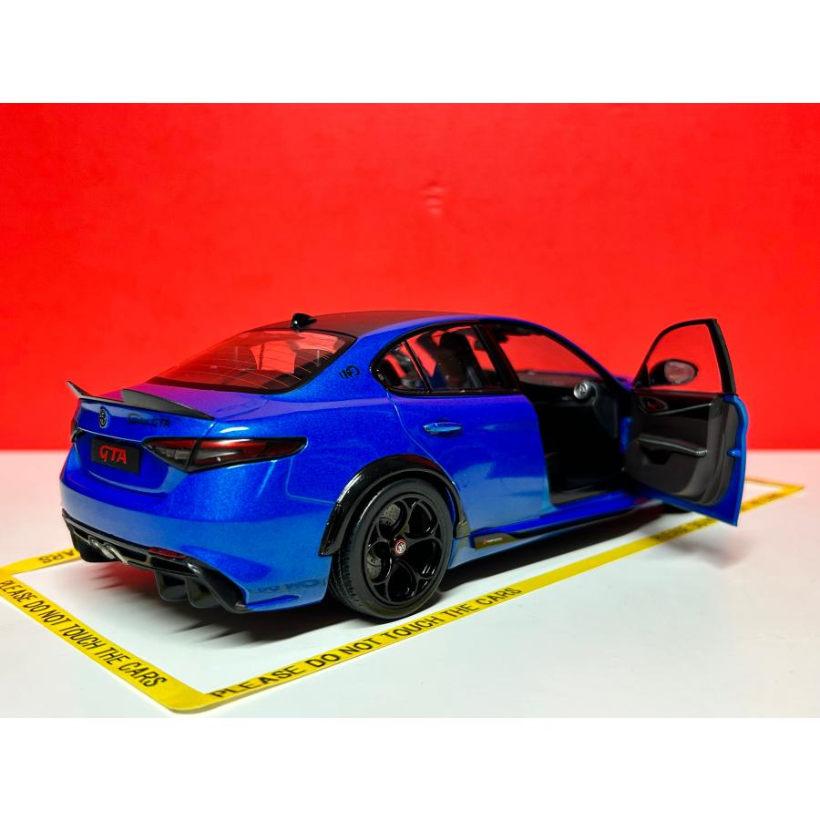 SOLIDO solido 1/18 Alfa Romeo Giulia GTA 2022 ブルーメタリック