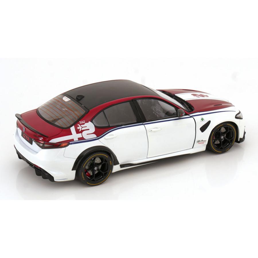 KOVOVÉ a RESIN MODELY | Alfa Romeo Giulia GTA (2022) White - SOLIDO 1:18 | edice e-shop puzzle MODELY pohlednice obrazy