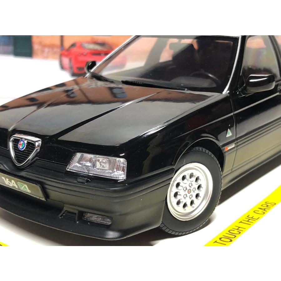 Triple 9 1/18 Alfa Romeo 164 Q4 1994 ブラック アルファロメオ