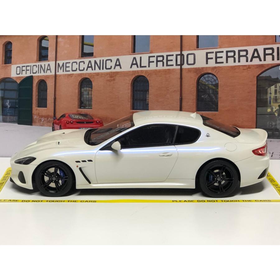 TSM MODEL TOPSPEED 1/18 Maserati Granturismo MC Bianco birdgage