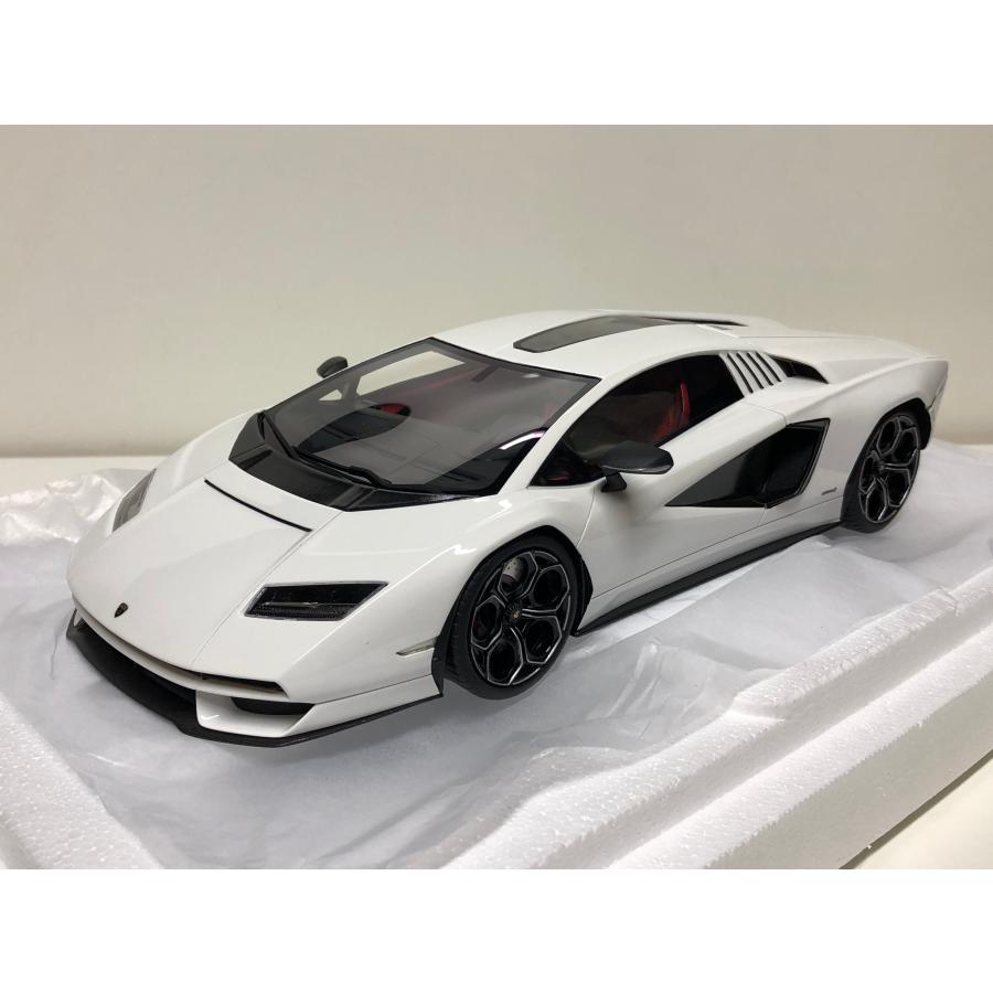 TSM MODEL 1/18 Lamborghini Countach LPI 800-4 2022 ホワイト 