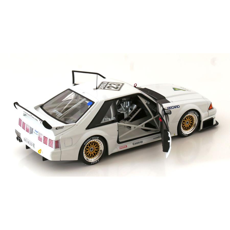 1/18 フォード　マスタング オートワールド 1/18 1973 フォード マスタング ファニーカー