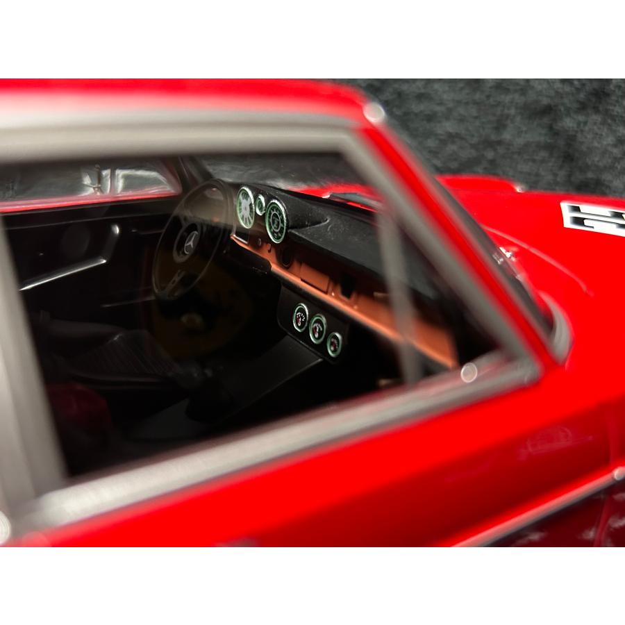 新発売 Werk83 1/18 Mercedes Benz AMG 300 SEL 6.3 #35 Hockenheim