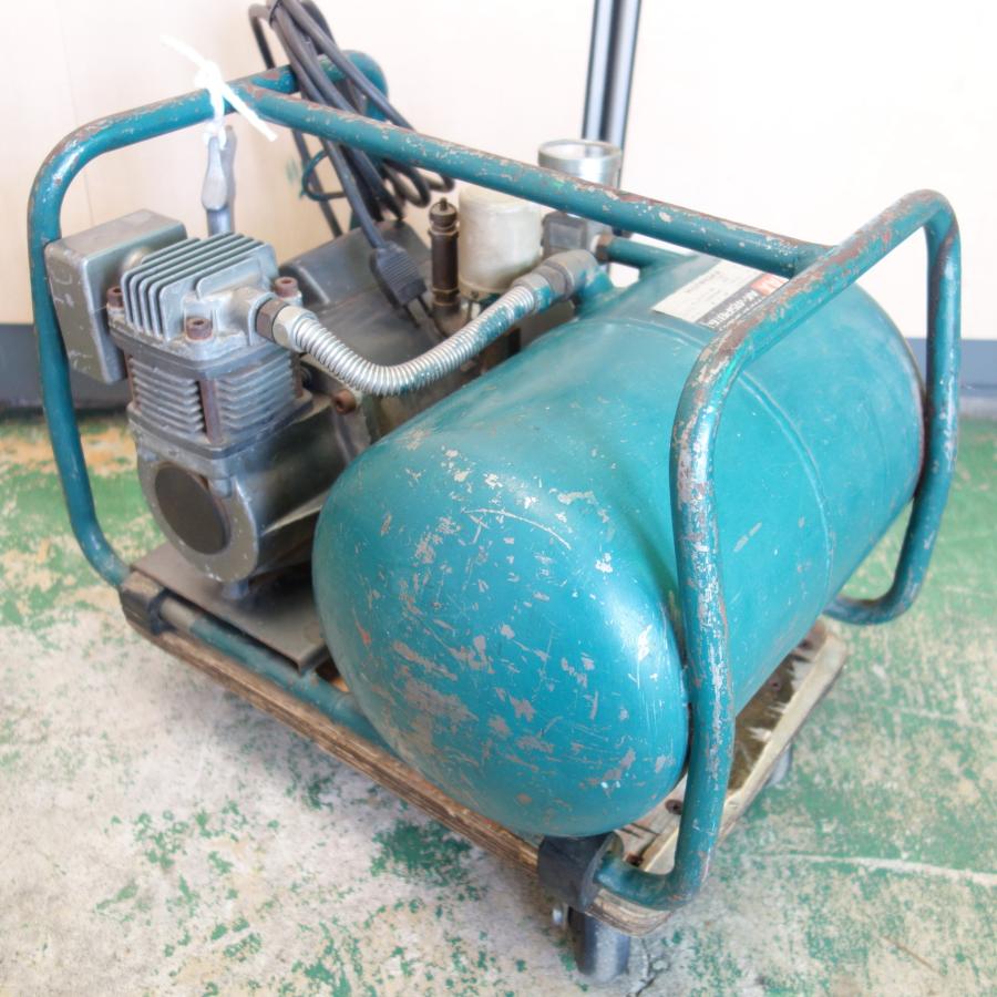 送料無料] 付属品付き☆マックス 100V 60Hz 小型 エアコンプレッサ AK