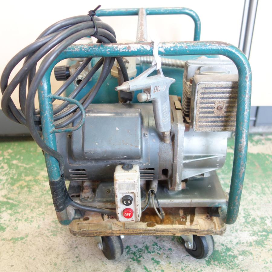 送料無料] 付属品付き☆マックス 100V 60Hz 小型 エアコンプレッサ AK