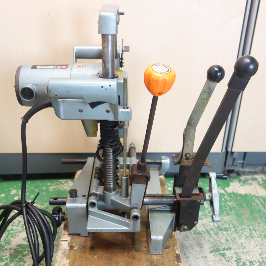 ☆完動品☆ 日立工機BC 21SA チェンのみ　HITACHI 角ノミ 送料無料] ☆日立工機 HITACHI チェーン のみ 100V 50/60Hz