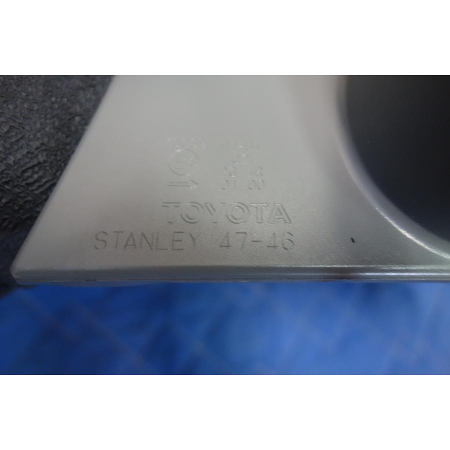 送料無料] 左右セット☆トヨタ ZVW40 ZVW41 プリウスα 純正