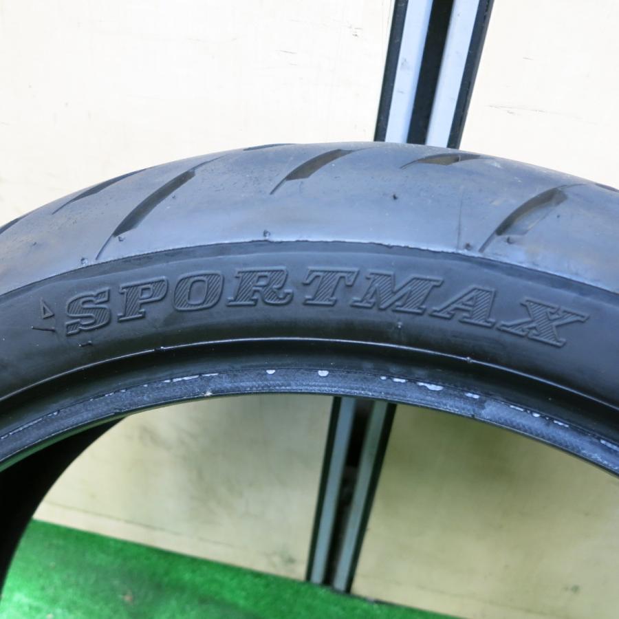 送料無料] バリ溝！20年！9分☆バイク タイヤ 180/55ZR17 ダンロップ