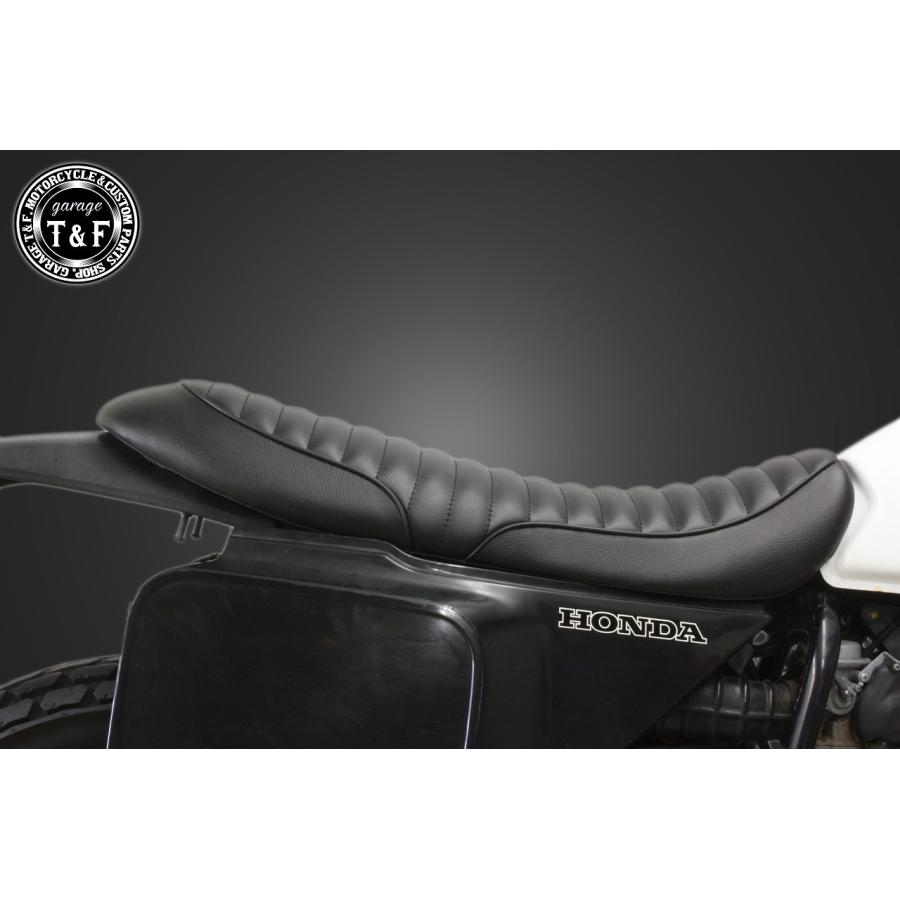 FTR223 純正シート　ベースカスタム　タックロール FTR223 純正シートベースカスタムタックロール