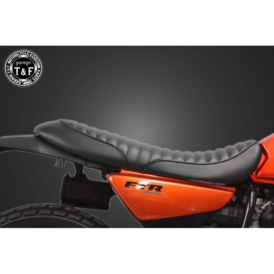 FTR223 純正シート　ベースカスタム　タックロール FTR223 純正シートベースカスタムタックロール