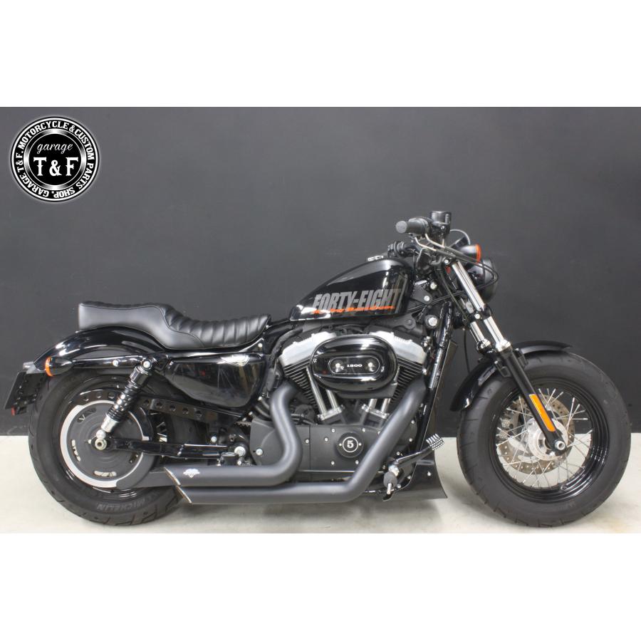 SPORTSTER スポーツスター専用 ダブルシート(タックロール SPORTSTER スポーツスター専用 ダブルシート(タックロール
