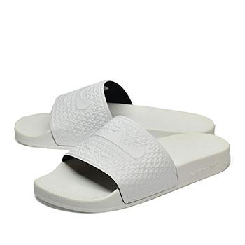 adidas yeezy スライド　サンダル　オフホワイトUS4 未使用 2023年 発売予定！adidas Originals YEEZY SLIDE “White Salt