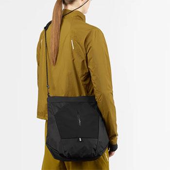 SALOMON（サロモン） シュルダーバッグ トートバッグ パッカブル