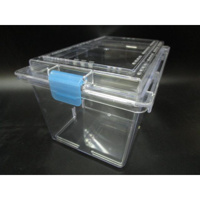 トリオロックケース（仕切板1枚付属） 飼育ケース : Garage疾風