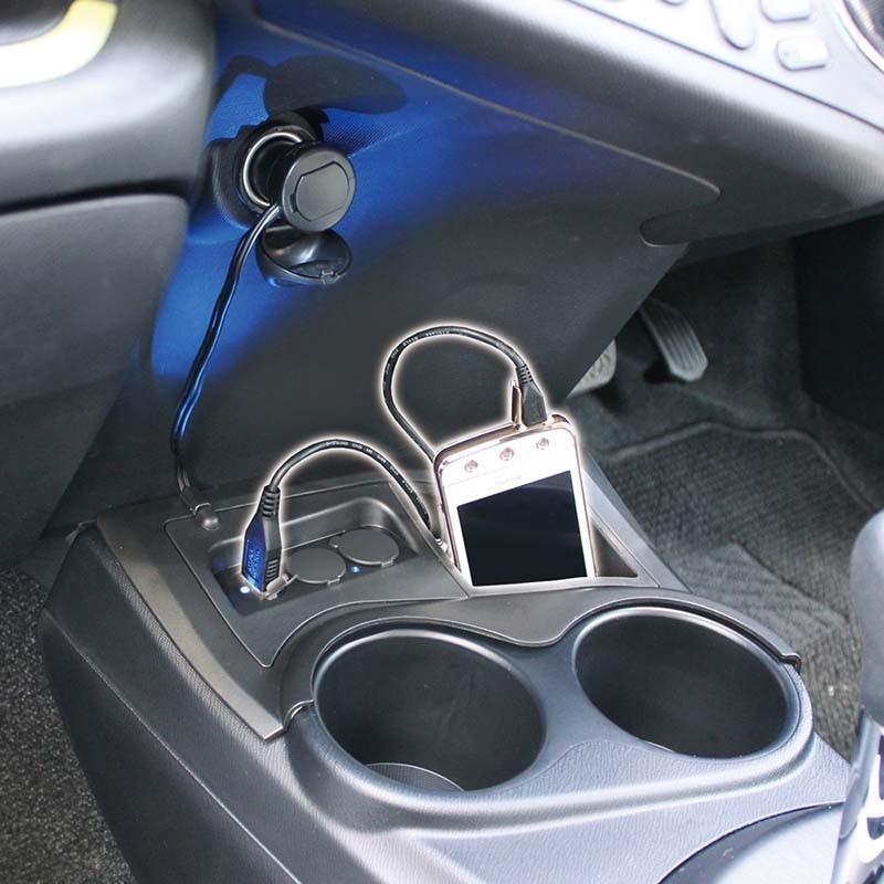 NHP10系アクア専用 YAC ヤック フロントコンソール電源BOX
