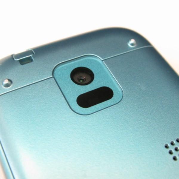 Docomo F 01g らくらくホンベーシック4 休日 ブルー C ランク 中古 本体 白ロム 保証あり あすつく対応 ガラケー 0307