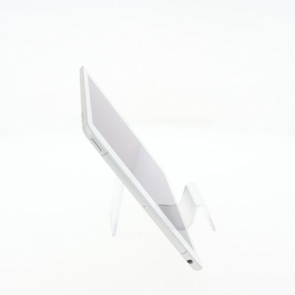 iPad mini 第5世代 256GB Wi-Fi+Cellular SIMフリー シルバー 2019年