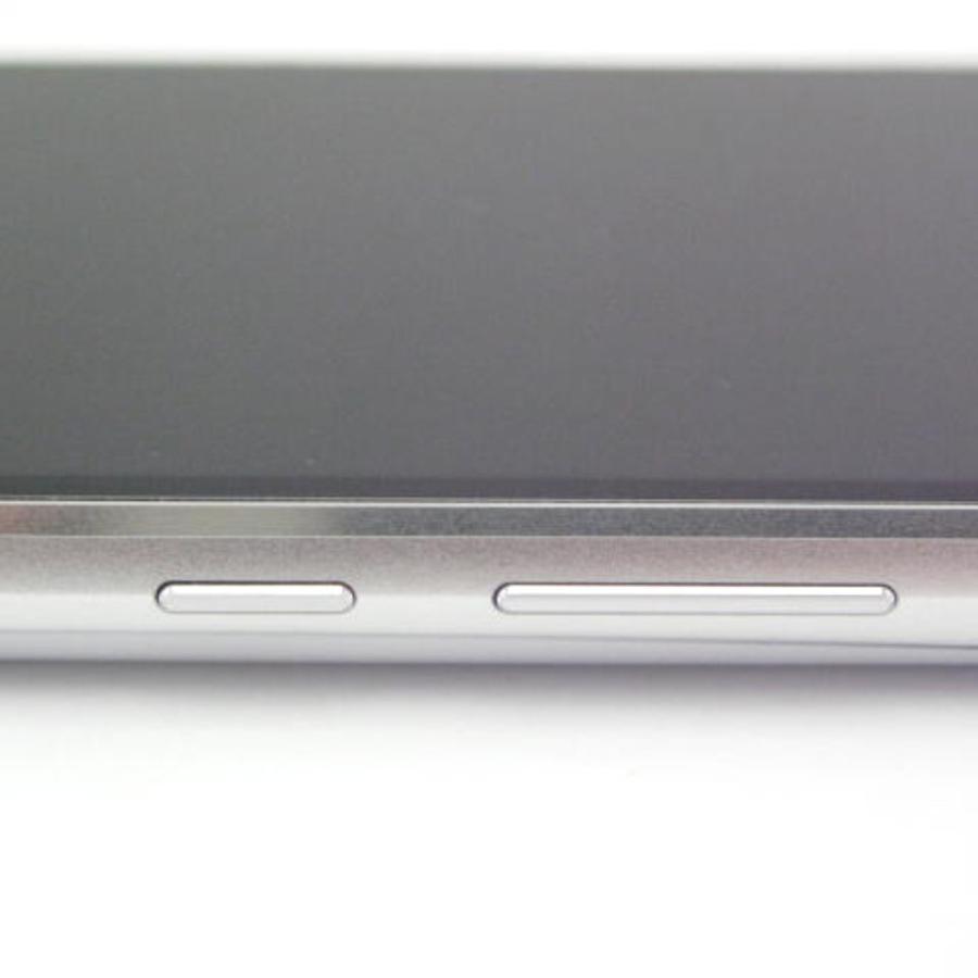 Simフリー Aquos R2 Compact Sh M09 ディープホワイト 美品 Aランク 保証あり あすつく対応 スマホ 本体 中古 通販 白ロム 0512