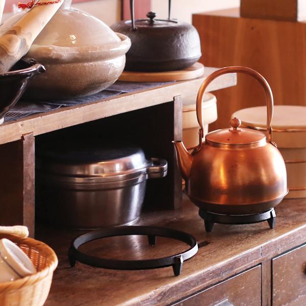 東屋 鍋敷 大 南部鉄器 鉄製 鍋敷き 日本製 : がらんどう 手仕事品と