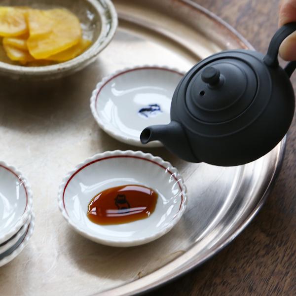 東屋 春菊 招き猫 波佐見焼 天塩皿 箸置き 豆皿 小皿 光春窯 日本製