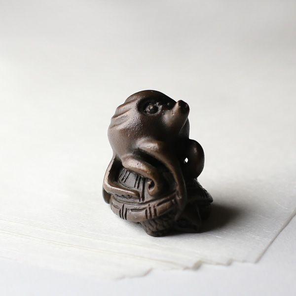 文鎮 書鎮 ペーパーウエイト 高岡銅器 カメにタコ : がらんどう 手仕事