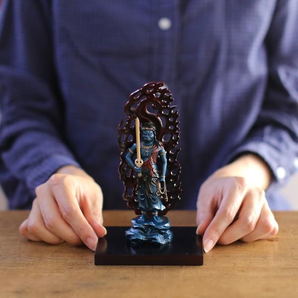 仏像 不動明王 青 15.5cm : がらんどう 手仕事品と贈り物 - 通販