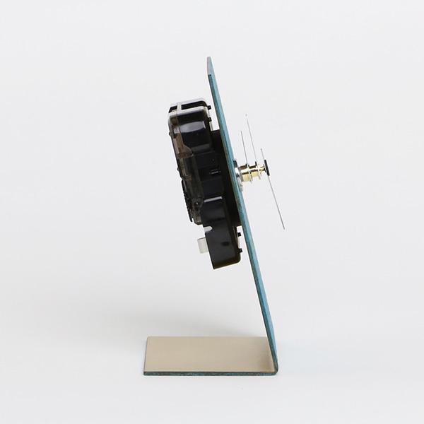 モメンタムファクトリー・Orii 置時計 time and space 斑紋青銅色 高岡