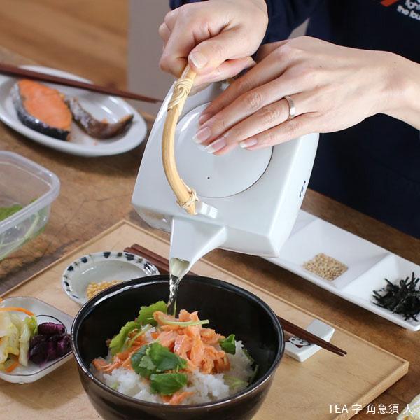 上出長右衛門窯 TEA字 角急須 小 九谷焼 染付 急須 磁器 茶器