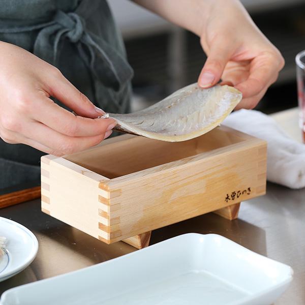 木屋 日本橋木屋 押し寿司器 中 箱寿司 押し寿司型 木枠 木型 型枠