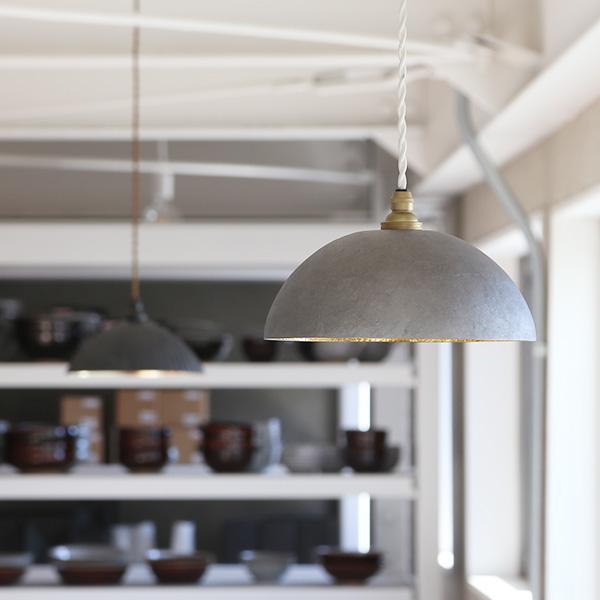 FUTAGAMI（フタガミ） ペンダントランプ 半球 鍛金 銀ムラ ペンダント