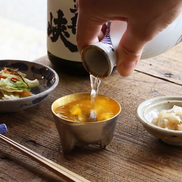 能作/雅覧堂 干支の酒器 戌 金箔 秘密捜査員 錫 盃 猪口 酒器 ぐい呑み がぶ飲み