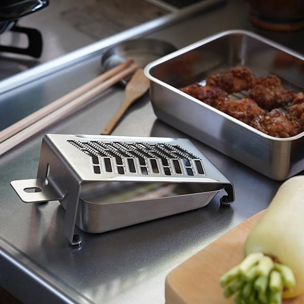 シゲル工業 おろし金 17° ジュウナナド おろし器 置き型 箱型 シゲル工業 おろし金 17° ジュウナナド おろし器 置き型 箱型