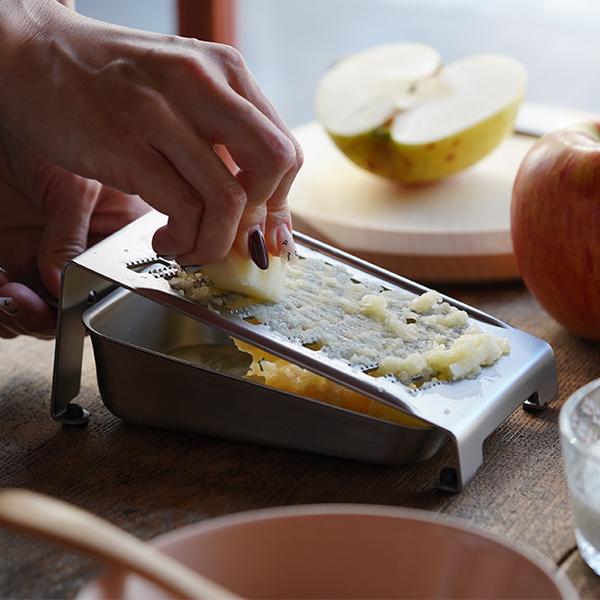 シゲル工業 おろし金 17° ジュウナナド おろし器 置き型 箱型