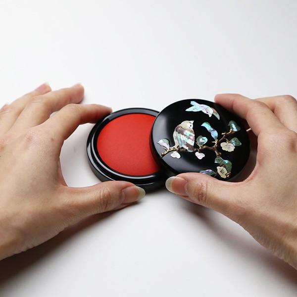 螺鈿 朱肉入れ 茶花にヒクイドリ 大 高岡漆器 : がらんどう 手仕事品と