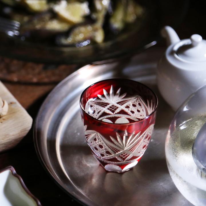 田島硝子（TAJIMA GLASS） 江戸切子 八角籠目菊底 ぐい呑み 赤 盃 猪口