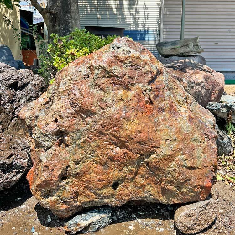 天然石/錦石/ 水石/ 木製台座付き（津軽錦石 陸奥 赤石 庭石 錦石 青森  