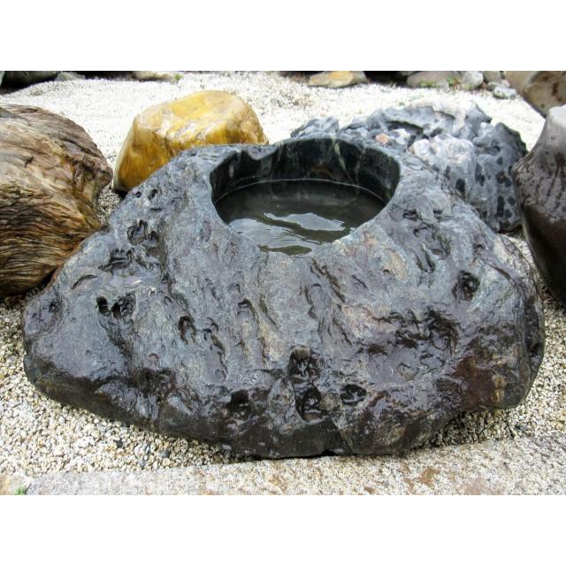 手水鉢 水鉢 たまり石 天然石 庭石 つくばい 溜まり石 景石 蹲 和風