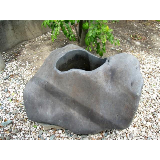 手水鉢 水鉢 たまり石 天然石 庭石 つくばい 溜まり石 景石 蹲 和風