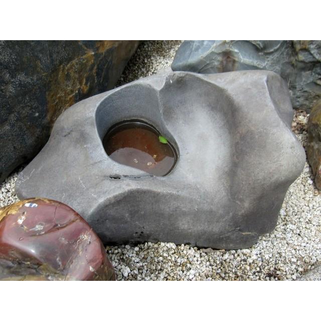 手水鉢 水鉢 たまり石 天然石 庭石 つくばい 石庭 日本 庭園 置物