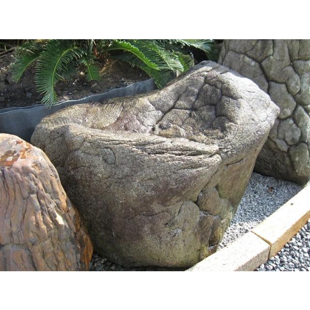 亀甲石 庭石 銘石 景石 101 天然石 亀の甲羅のような幾何学模様の庭石
