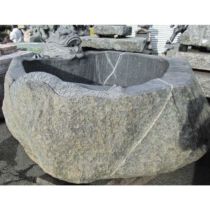 龍巨石風呂　石風呂　御影石　一点もの　彫刻　露天風呂