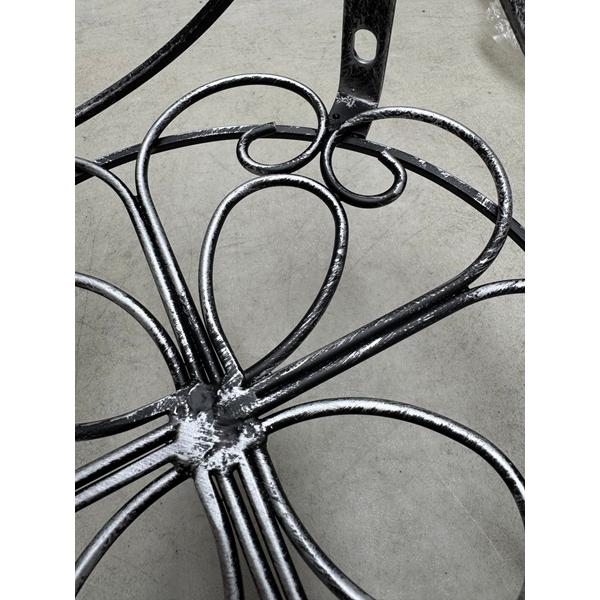 引取限定 アンティーク アイアンフラワースタンド 高さ150㎝ 鉄製