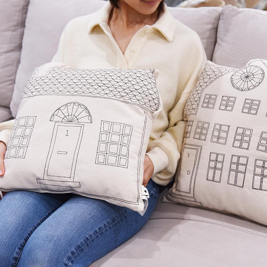 クッション おしゃれ 北欧 モダン ferm LIVING ファームリビング 北欧の街並み Abode クッション  インテリア 雑貨 中身 付き 中材の画像