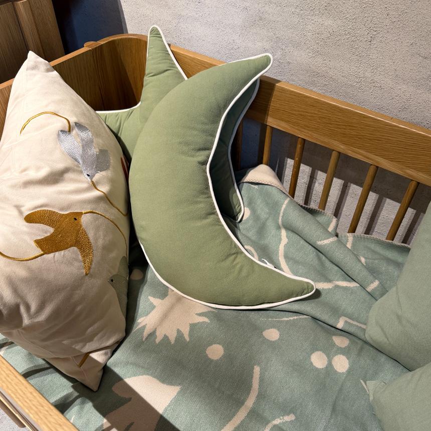 ferm LIVING ファームリビング Moon Cushion 月のクッション  北欧 クッション おしゃれ 北欧雑貨 かわいい 中身 付き インテリアの画像