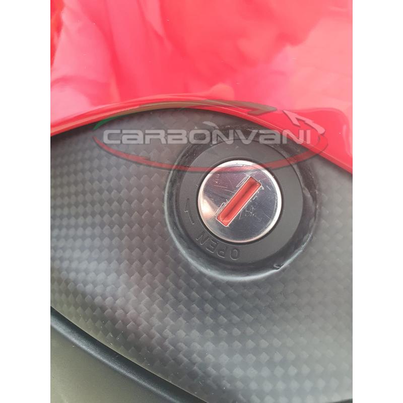 ストリートファイターV4:ロア・テールカウル / カーボン製・CARBONVANI