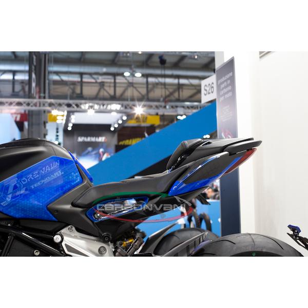 ブルターレ800(17-19)用：サイドテール 左用：カーボン製・CARBONVANI