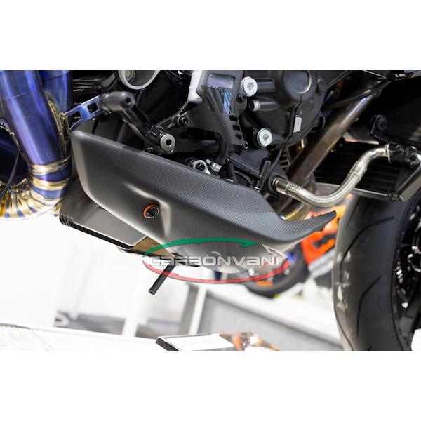 ブルターレ800(17-19)用：アンダーパネル　右用：カーボン製・CARBONVANI(カーボンバーニ)MV AGUSTA・B3 BURUTALE 17-19_1