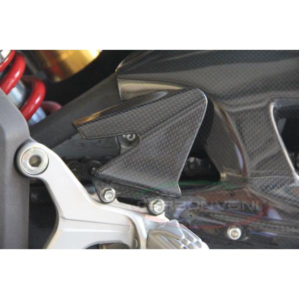 F4 2010~：ヒールガードキット：カーボン製・CARBONVANI(カーボンバーニ)MV AGUSTA・F4(2010〜)： MVアグスタの画像
