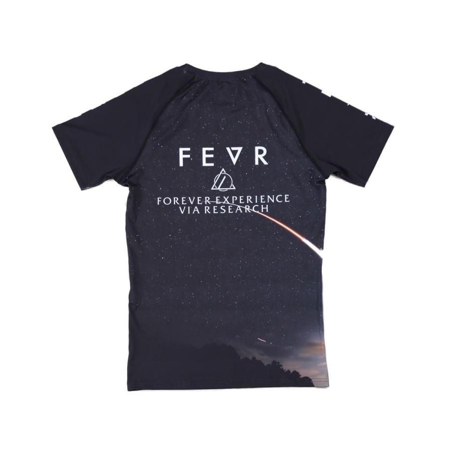 FOREVER EXPERIENCE VIA RESEARCH /ラッシュガード 半袖 FEVR TECH