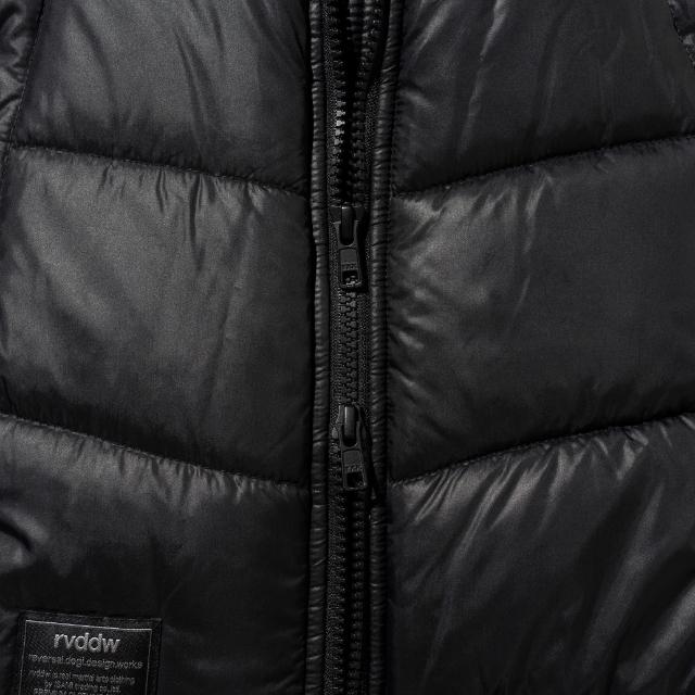 【美品】リバーサル REVERSALメンズ パファージャケット　XLサイズ reversal（リバーサル） ジャケット HEAD GEAR PUFFER JACKET (2カラー